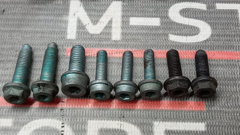 Болты и гайки ДВС, 340 рублей, Красноярск