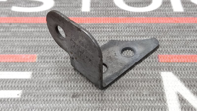 Кронштейн впускного коллектора, 300 рублей, Красноярск