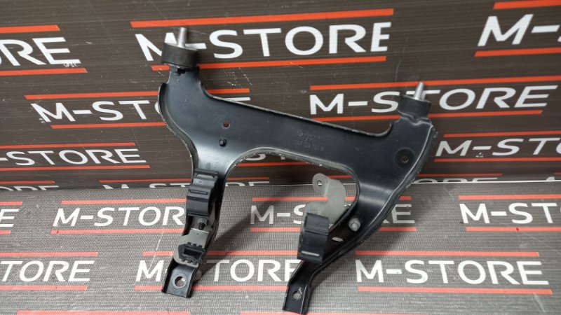 Кронштейн впускного коллектора, 300 рублей, Красноярск