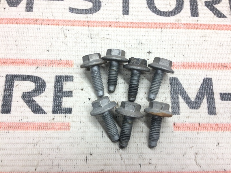 болт, 300 рублей, Красноярск