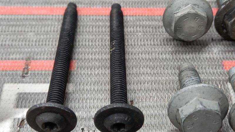 Болты и гайки ДВС, 380 рублей, Красноярск