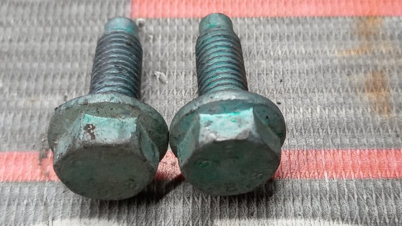 Болты и гайки ДВС, 380 рублей, Красноярск