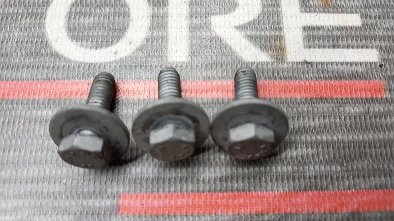 Болты и гайки ДВС, 380 рублей, Красноярск