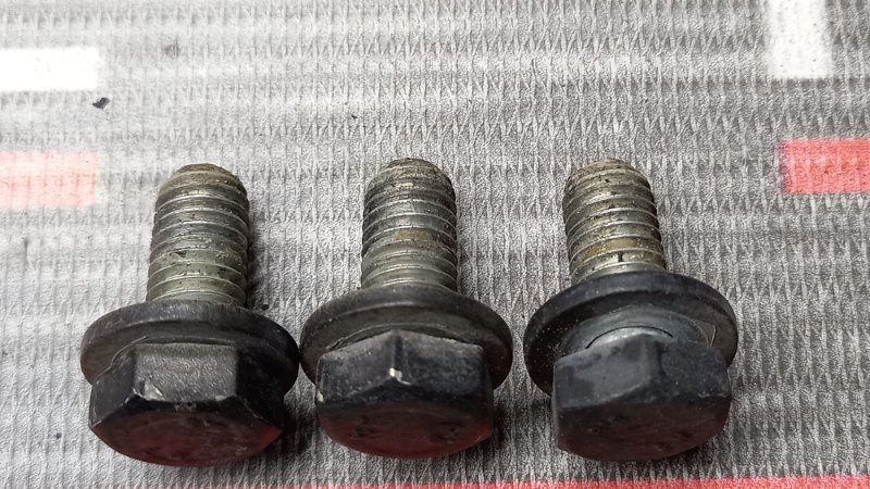 Болты и гайки ДВС, 380 рублей, Красноярск