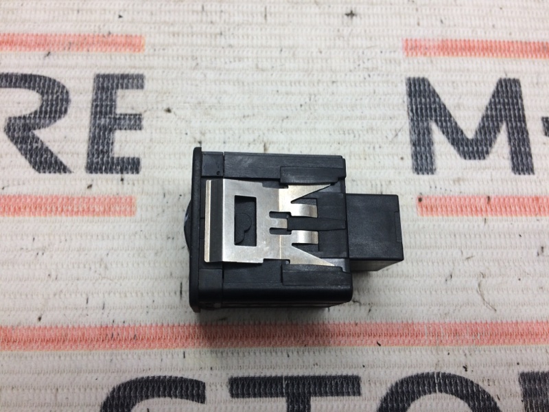 Кнопка освещения панели приборов, 200 рублей, Красноярск