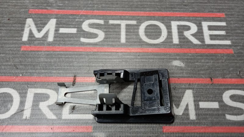 крепление козырька, 300 рублей, Красноярск