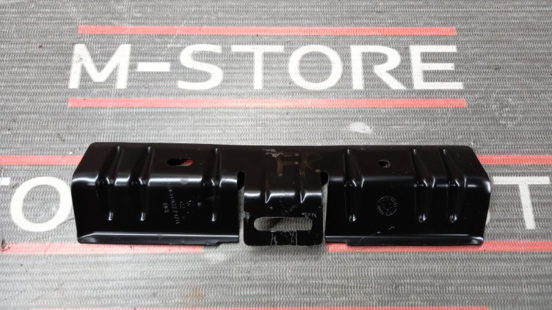 Кронштейн обшивки салона, 300 рублей, Красноярск