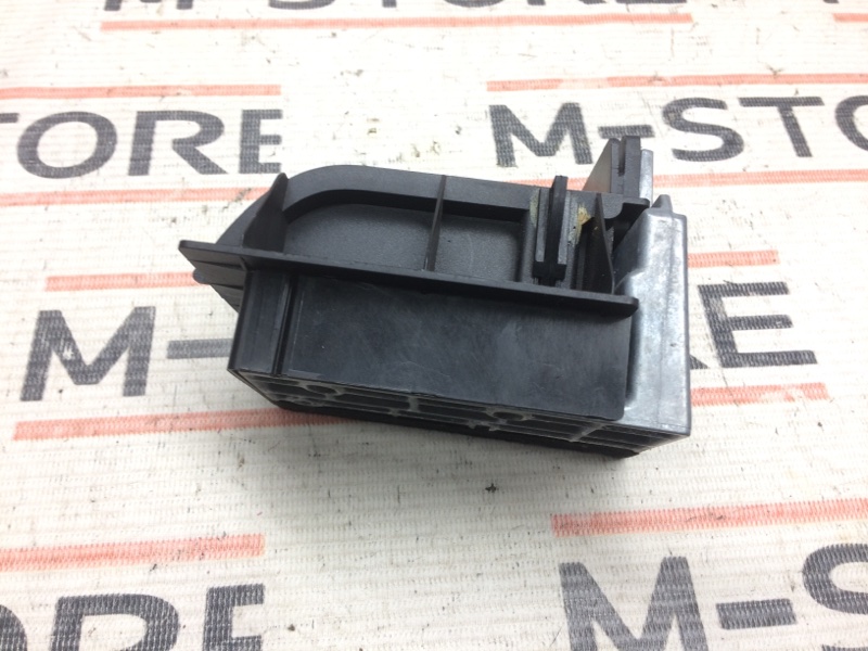 Кронштейн полки багажника, 340 рублей, Красноярск