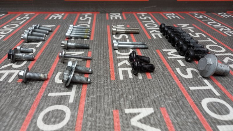 Болты и гайки салона, 450 рублей, Красноярск