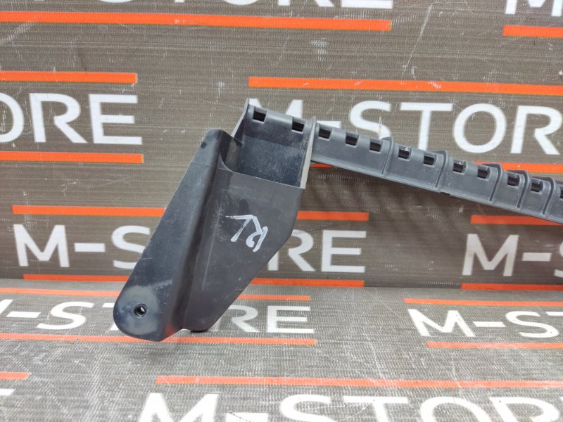 Направляющая стекла двери, 340 рублей, Красноярск