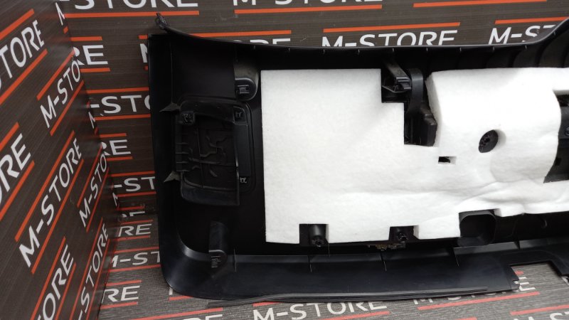 обшивка двери багажника, 980 рублей, Красноярск