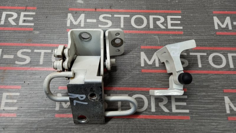 петля двери, 670 рублей, Красноярск