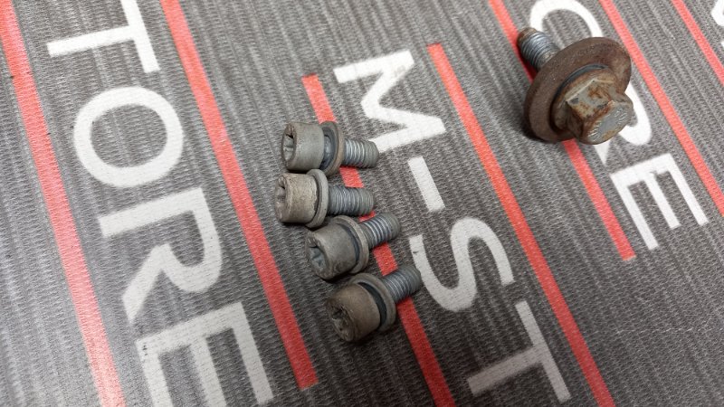 Болты и гайки ДВС, 630 рублей, Красноярск