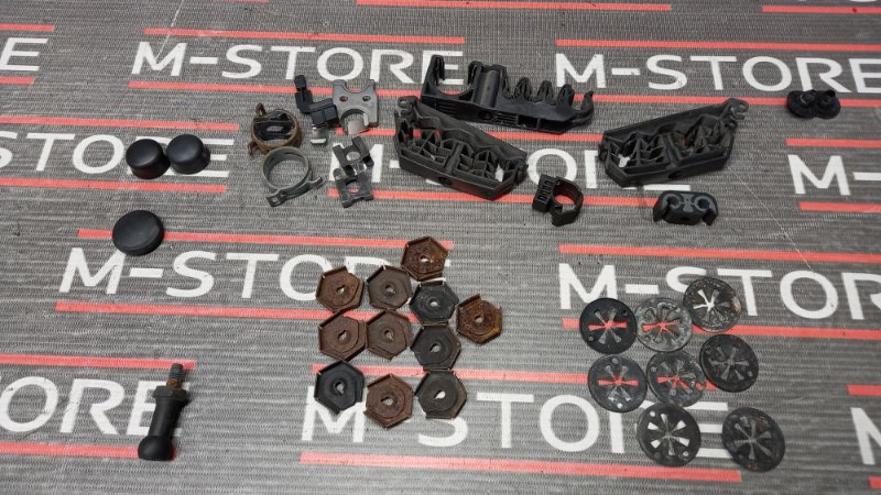 Болты и гайки ДВС, 630 рублей, Красноярск