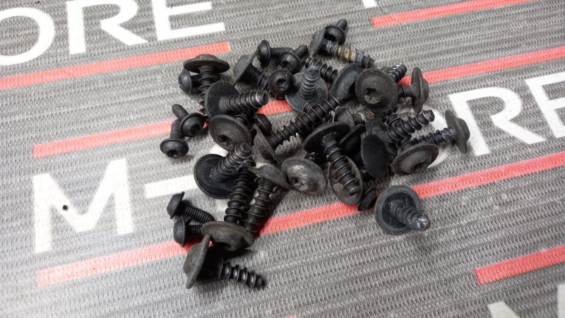 Болты и гайки ДВС, 630 рублей, Красноярск