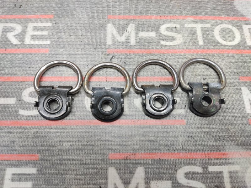 Крючки салона, 510 рублей, Красноярск