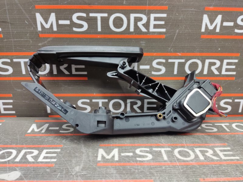 педаль газа, 1000 рублей, Красноярск