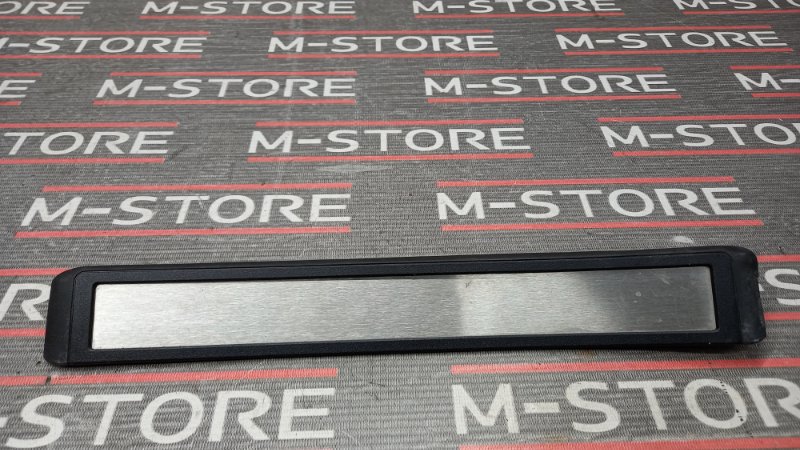 Накладка на порог салона, 350 рублей, Красноярск