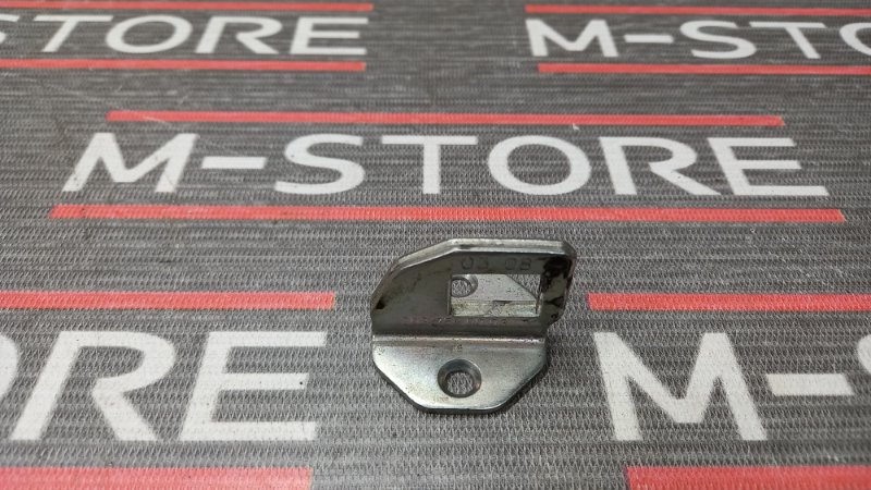 петля замка багажника, 190 рублей, Красноярск