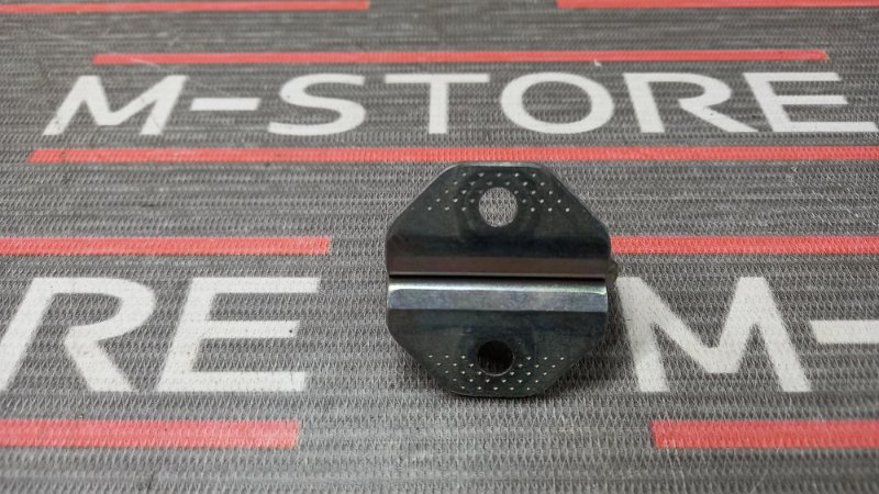 петля замка багажника, 190 рублей, Красноярск