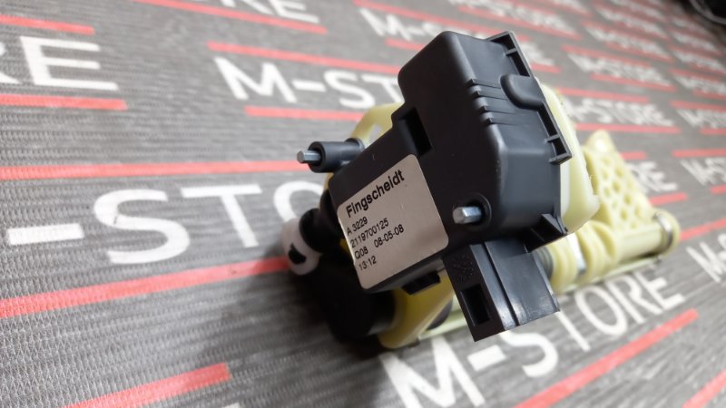 механизм складывания подголовника, 340 рублей, Красноярск