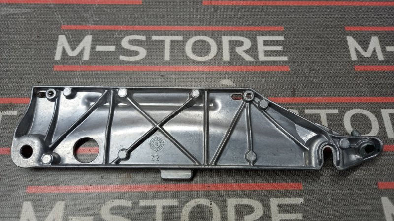 кронштейн потолочной ручки, 280 рублей, Красноярск