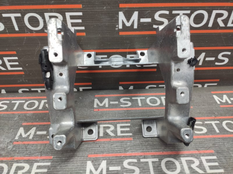 Кронштейн подлокотника, 340 рублей, Красноярск