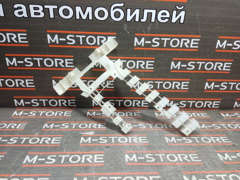 Кронштейн обшивки, 300 рублей, Красноярск