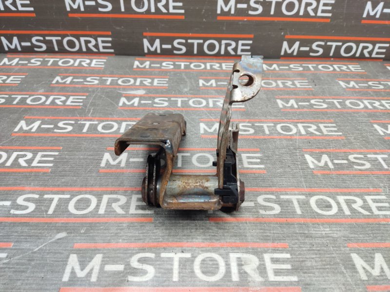 Кронштейн ручного тормоза, 300 рублей, Красноярск