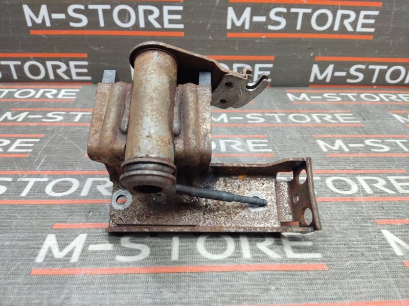 Кронштейн ручного тормоза, 300 рублей, Красноярск