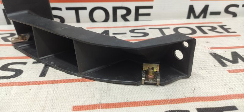 крепление бампера, 200 рублей, Красноярск