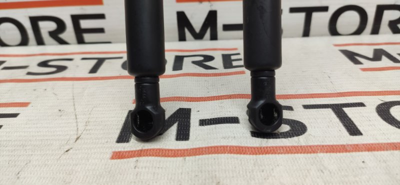 Амортизатор стекла багажника, 1000 рублей, Красноярск