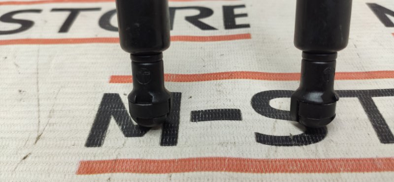 Амортизатор стекла багажника, 1000 рублей, Красноярск