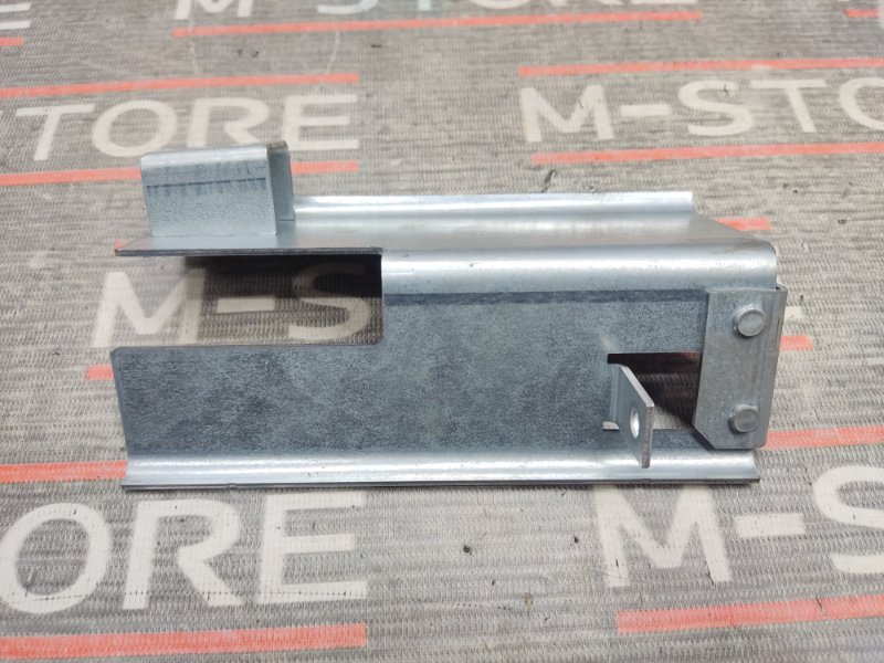 крепление аккумулятора, 210 рублей, Красноярск