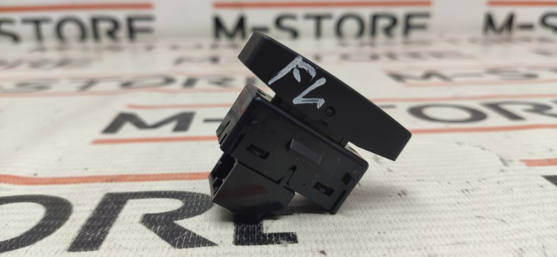 Кнопка центрального замка, 100 рублей, Красноярск