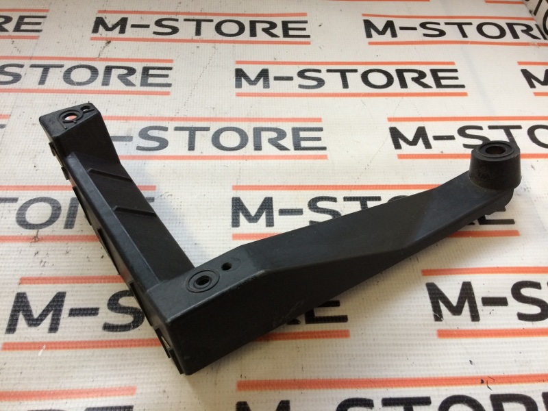 крепление бампера, 200 рублей, Красноярск