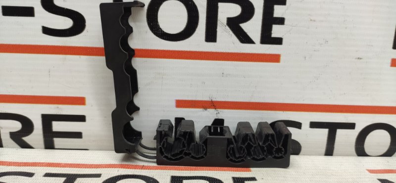 Крепление трубок, 300 рублей, Красноярск