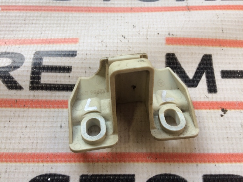 крепление бампера, 340 рублей, Красноярск