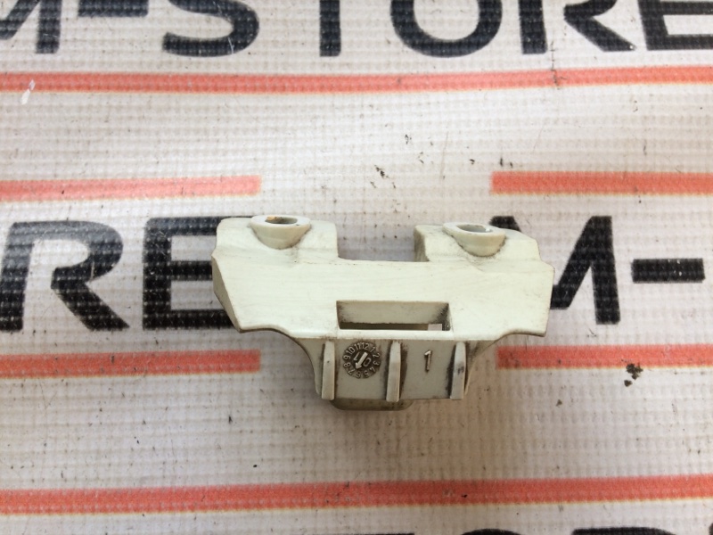 крепление бампера, 340 рублей, Красноярск