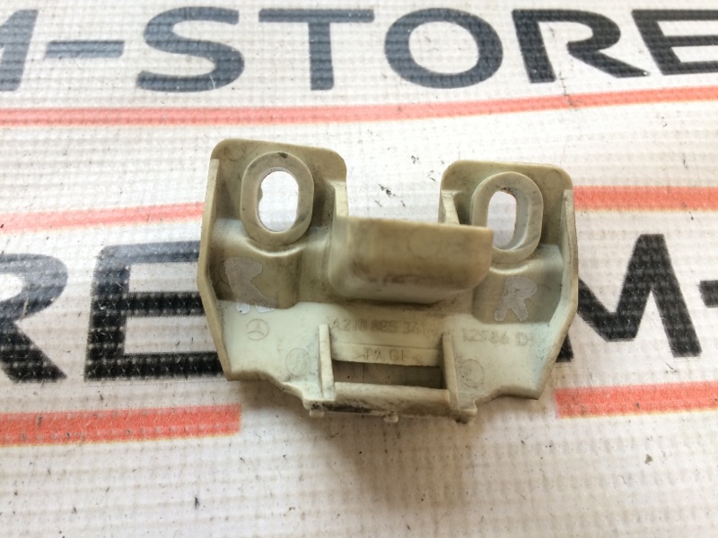 крепление бампера, 340 рублей, Красноярск