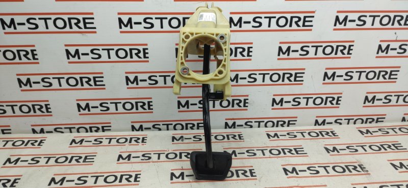 педаль тормоза, 350 рублей, Красноярск