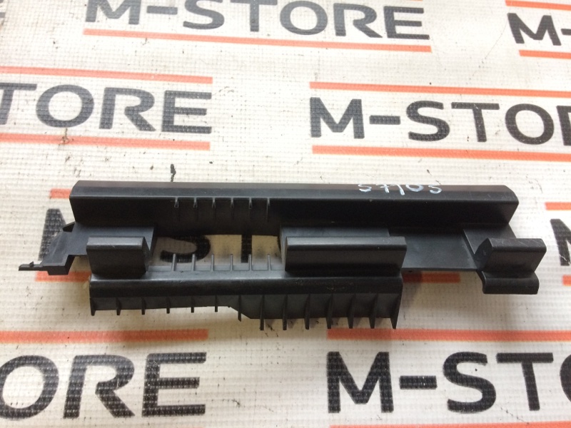 Кронштейн накладки, 200 рублей, Красноярск