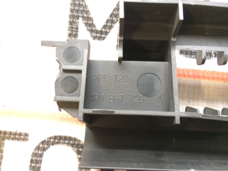 Кронштейн накладки, 200 рублей, Красноярск