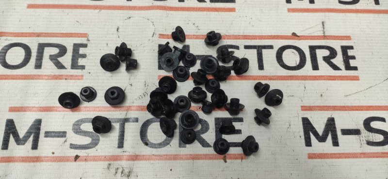 гайка, 300 рублей, Красноярск