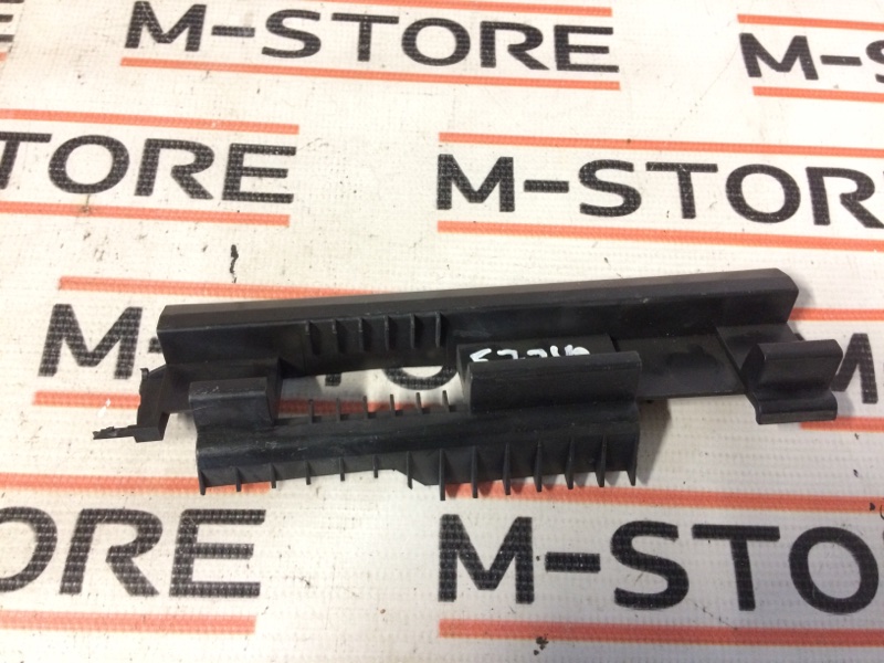 Кронштейн накладки, 200 рублей, Красноярск