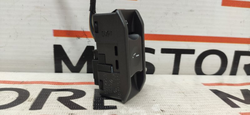 Кнопка люка, 300 рублей, Красноярск