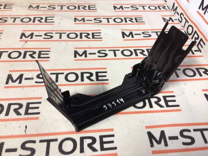 кронштейн центральной консоли, 280 рублей, Красноярск