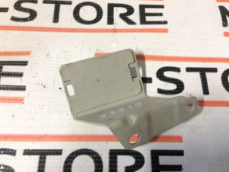 кронштейн, 300 рублей, Красноярск