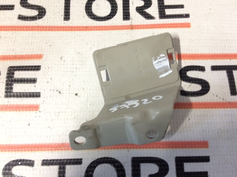 кронштейн, 300 рублей, Красноярск