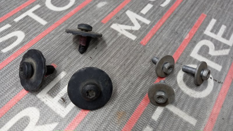 болт, 250 рублей, Красноярск